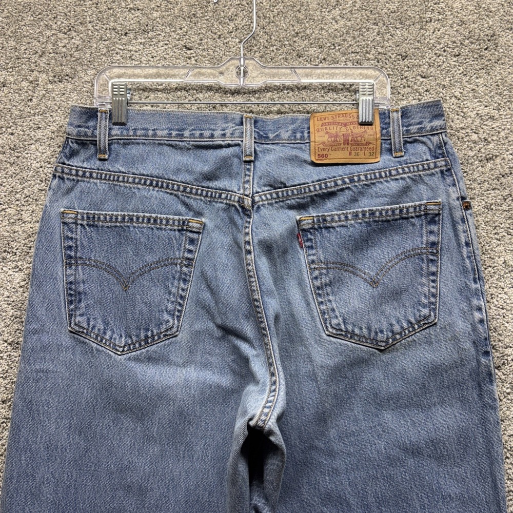 Vintage Levi's Men's 560 Loose Fit Tapered‎ Leg 90s Y2K Canada Size W36 L32 - Picture 4 of 14